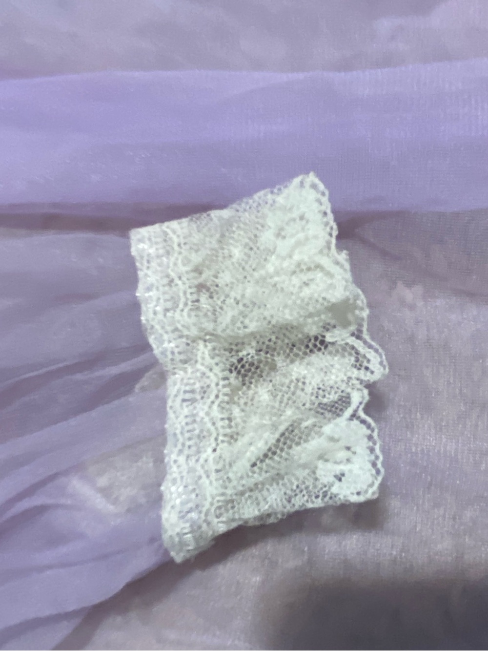Sheer Lavender Peignoir with White Ruffle Collar Size Small - Picture 4 of 4
